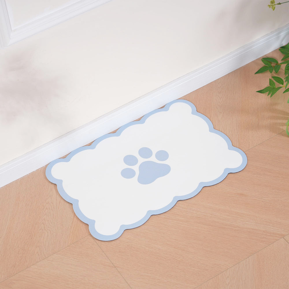 Ralxion scalloped-dog-feeding-mat vegan-leather-surface offers durable pet-friendly surface.