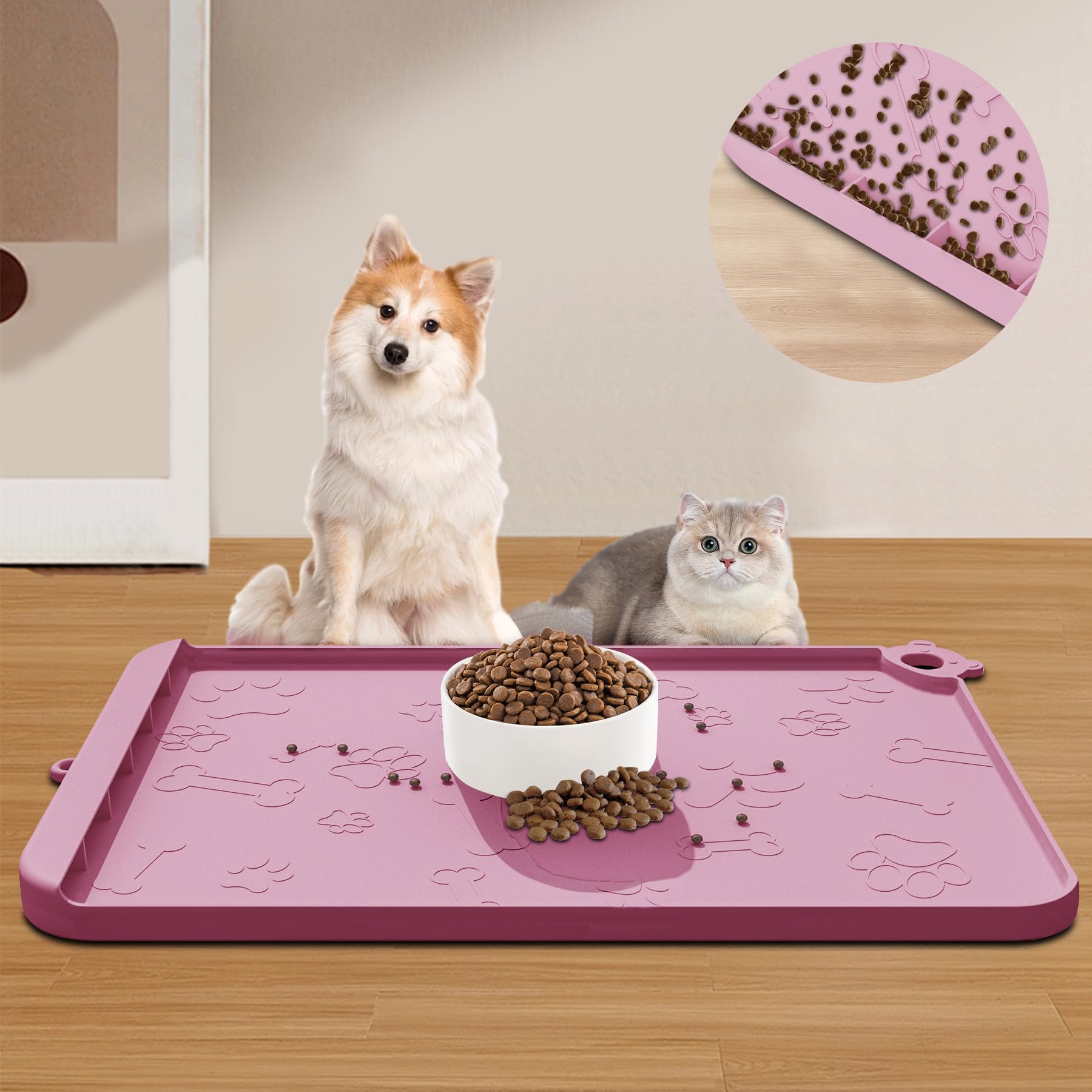 RAOUOEN dog food mat pocket design keeps feeding area tidy and residue easy to scoop.