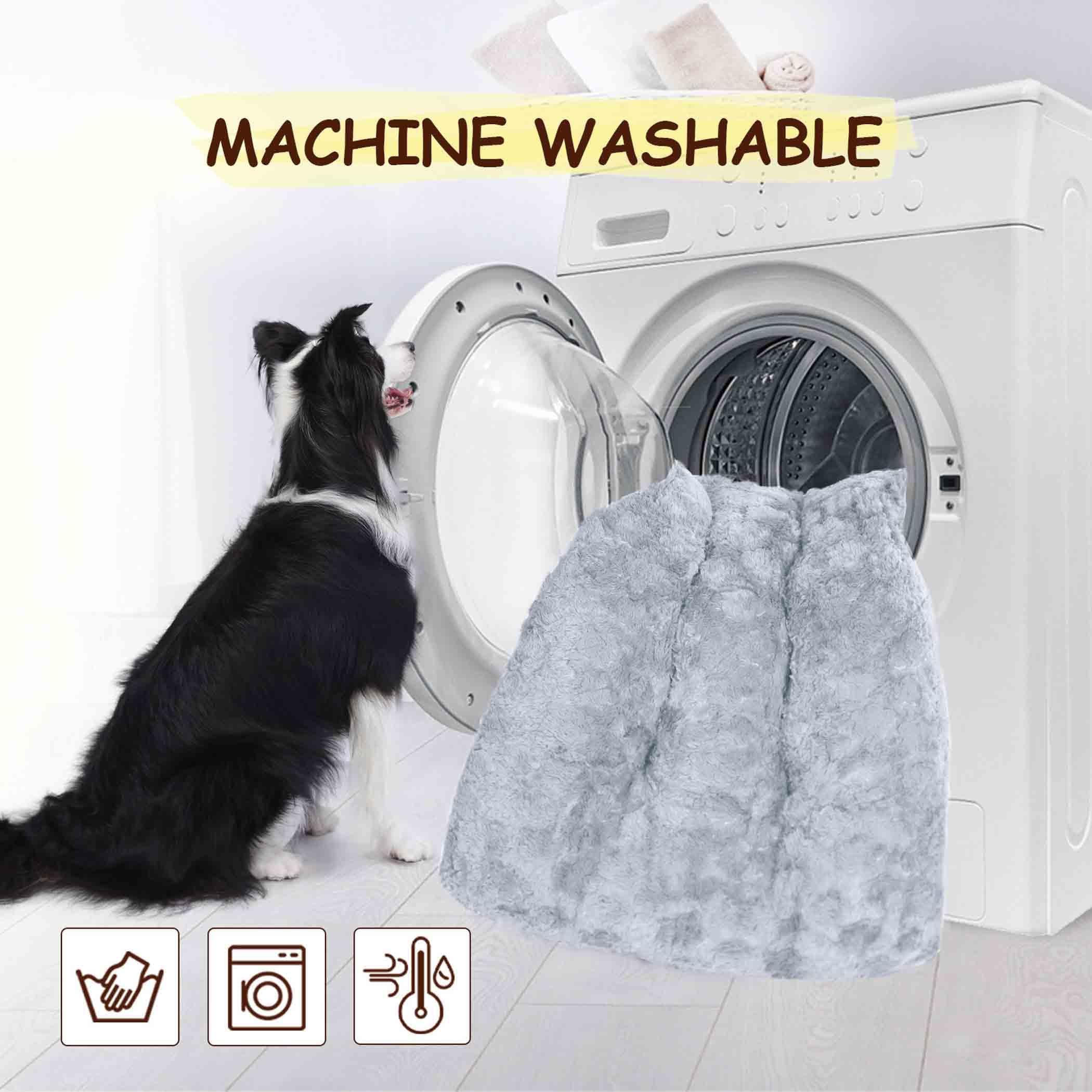 Razyzil Fluffy Dog Bed machine-washable fabric for easy cleaning