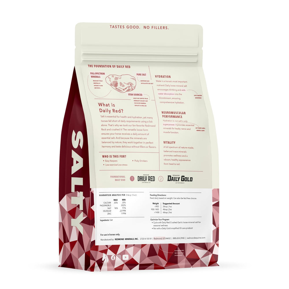 REDMOND Daily RED Crushed loose-form close-up reveals natural mineral balance.