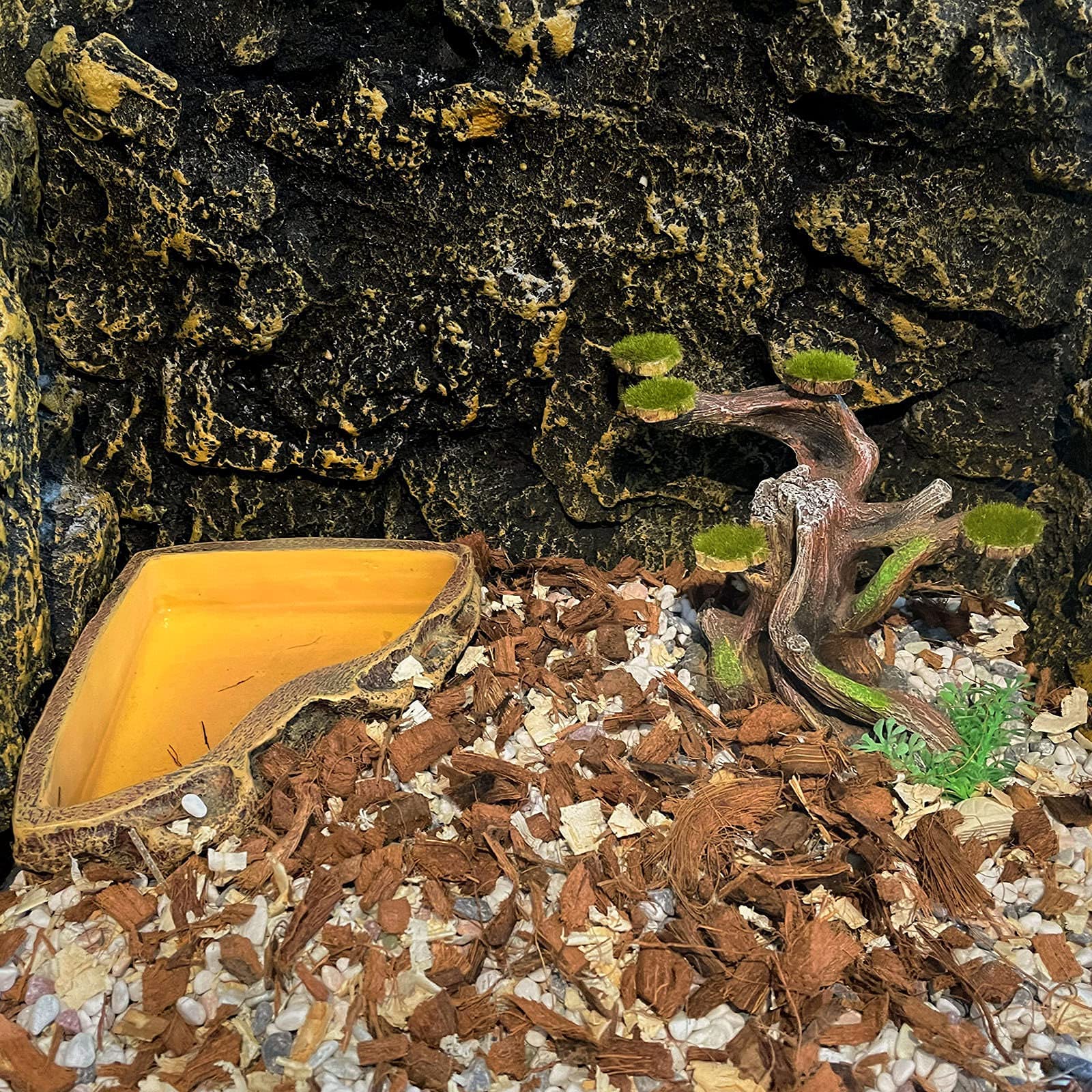  relaqqc resin hollow tree trunk creates hiding spaces and exploration routes in your tank