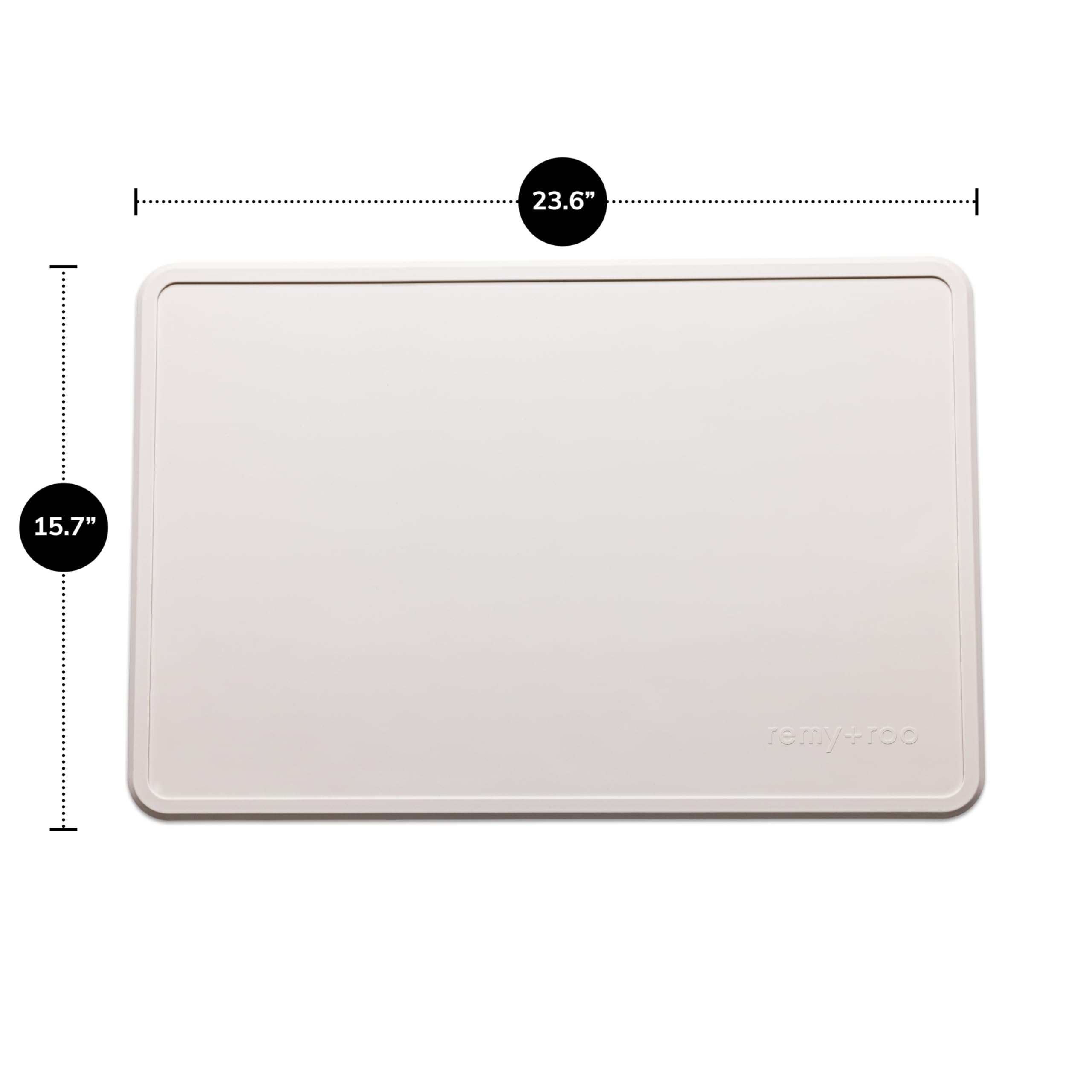 Remy+Roo cat feeding mat with bowls and water