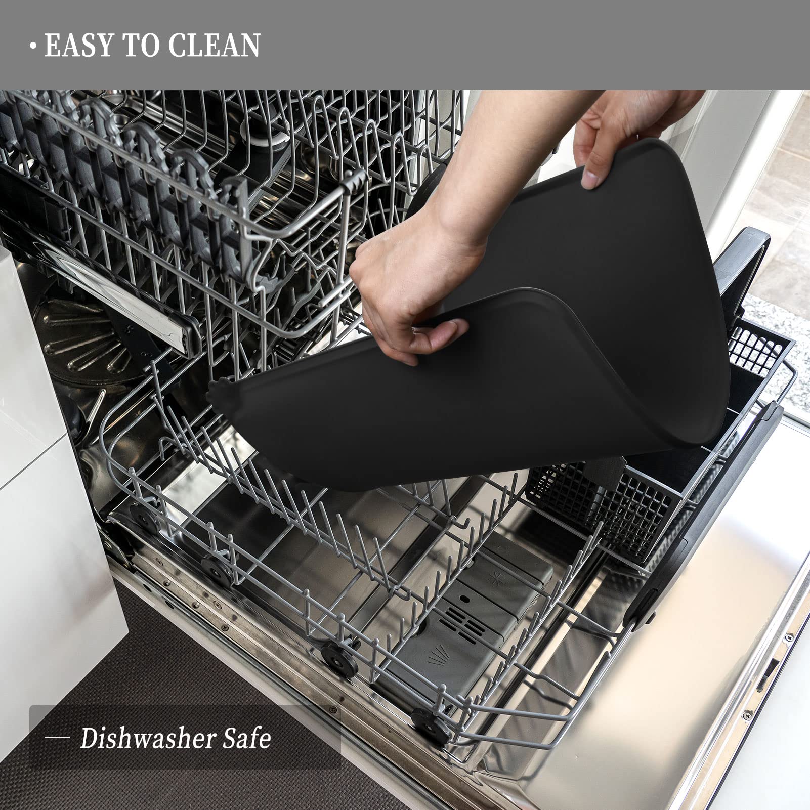 Reopet pet feeding mat BPA-free-silicone offers a clean-mealtime surface.