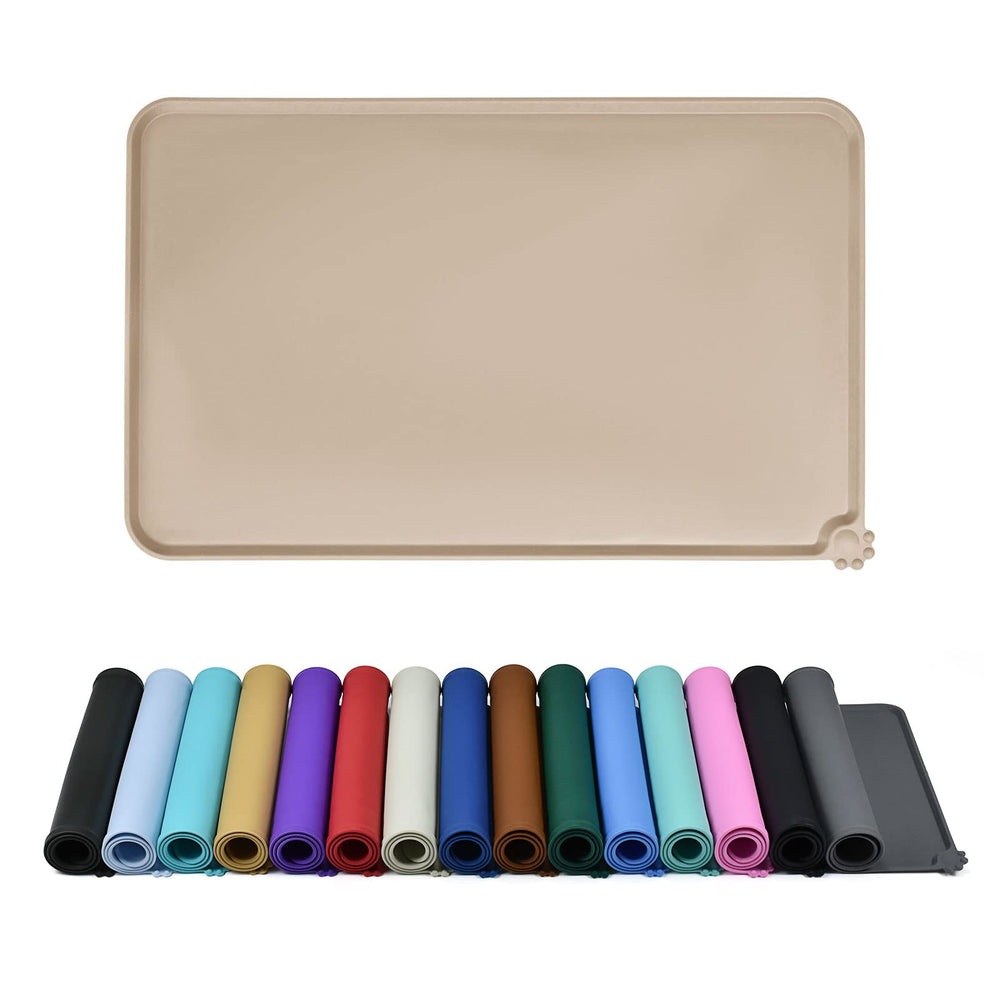 Reopet feeding mat closeup showing high raised edges for spill containment and clean meals