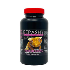 Repashy Crested Gecko Diet Banana 6 Oz jar ready for easy feeding and balanced nutrition.