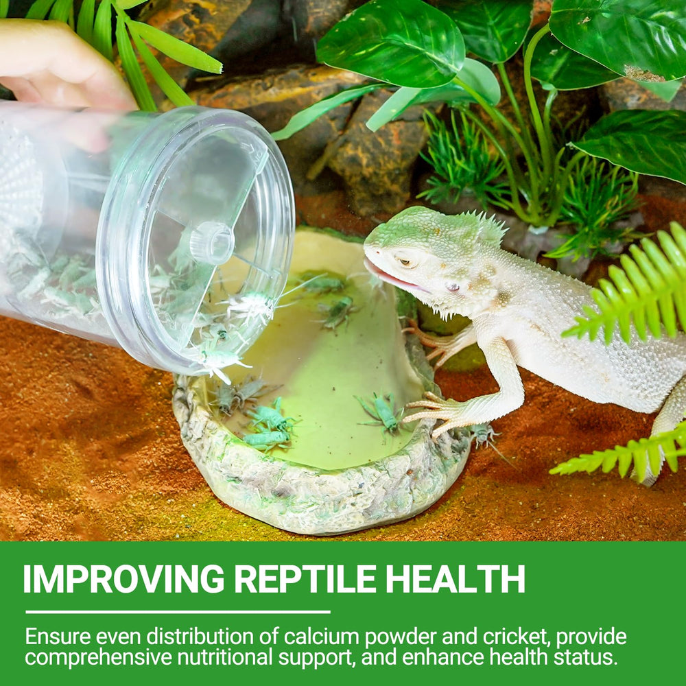 REPTI ZOO built-in hiding tube securely contains crickets during feeding