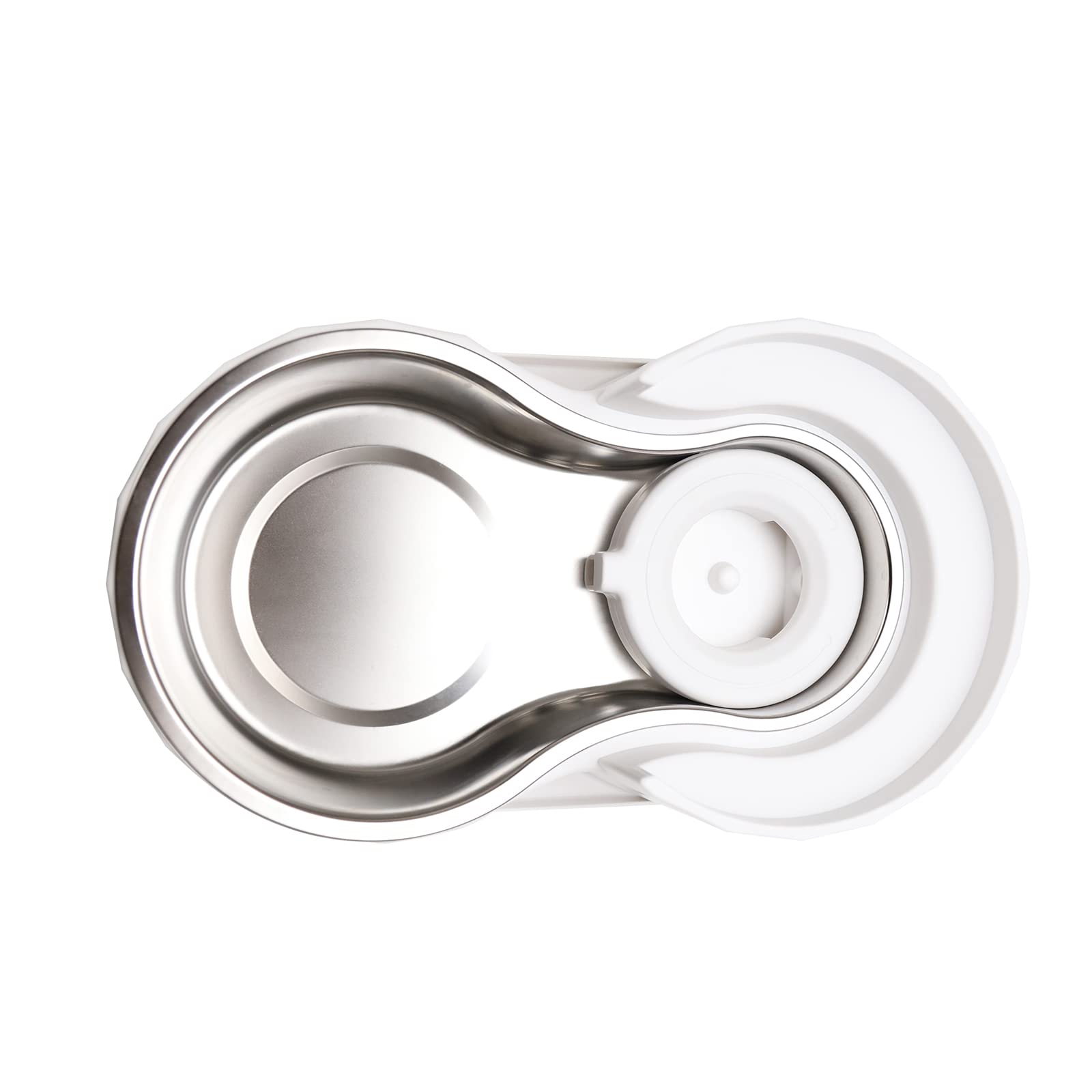 RIZZARI outdoor-ready kitchen setup shows versatile placement for any home.