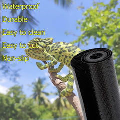 RLIEBUUM reptile mat nonstick texture reduces slipping and supports comfortable resting.