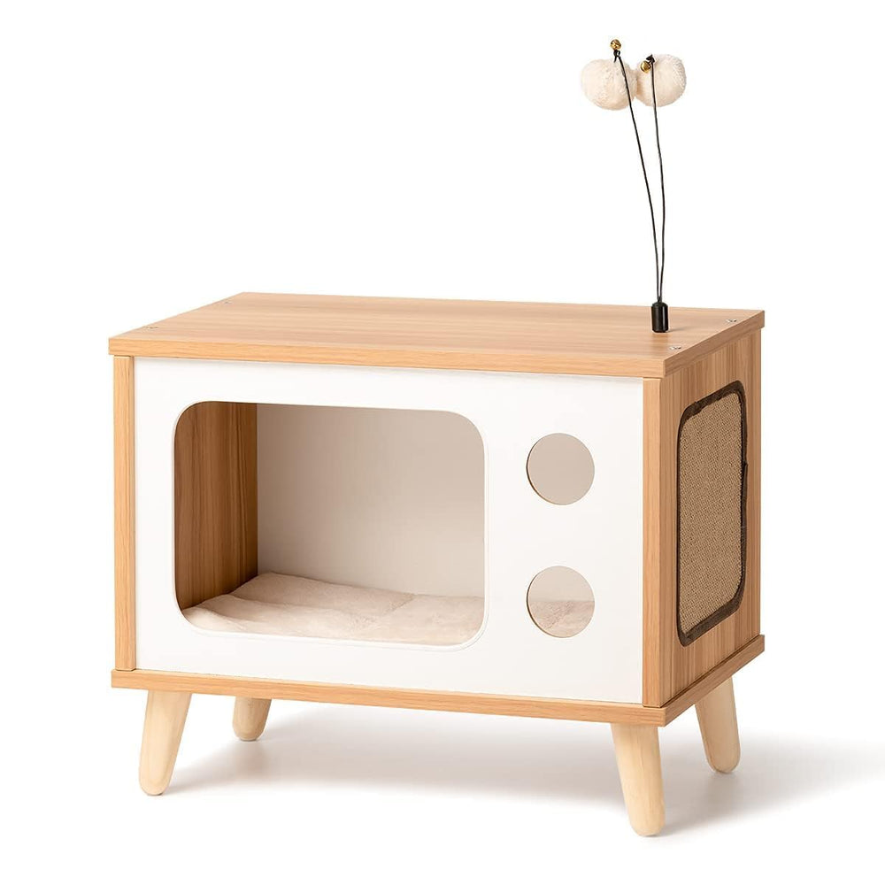 Rolife interior space invites cats to rest and retreat.