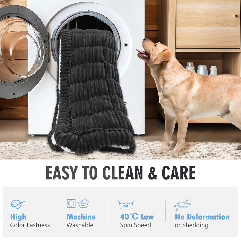 ROUWINNE dog car blanket doubles as a sofa cover for multipurpose use.