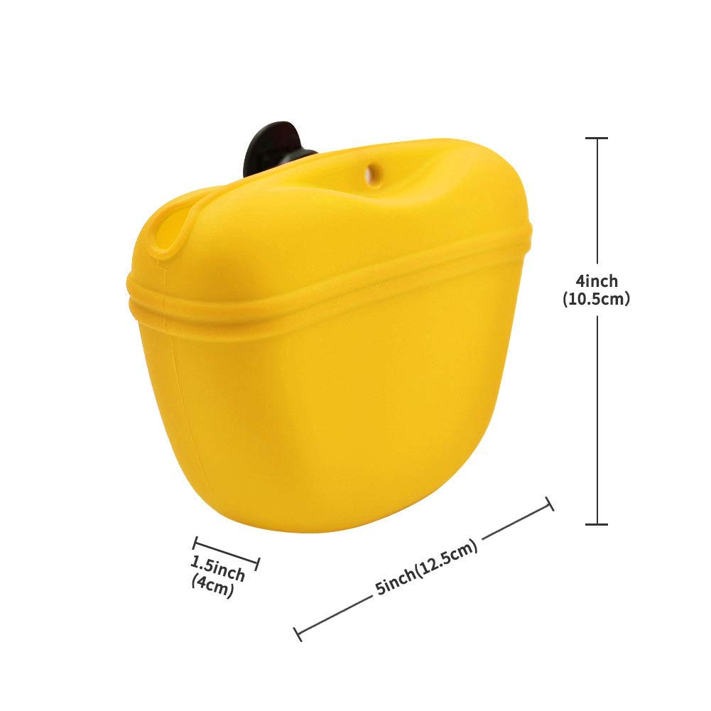 RoyalCare training bag magnetic closure demonstrates one-handed snack access during walks.