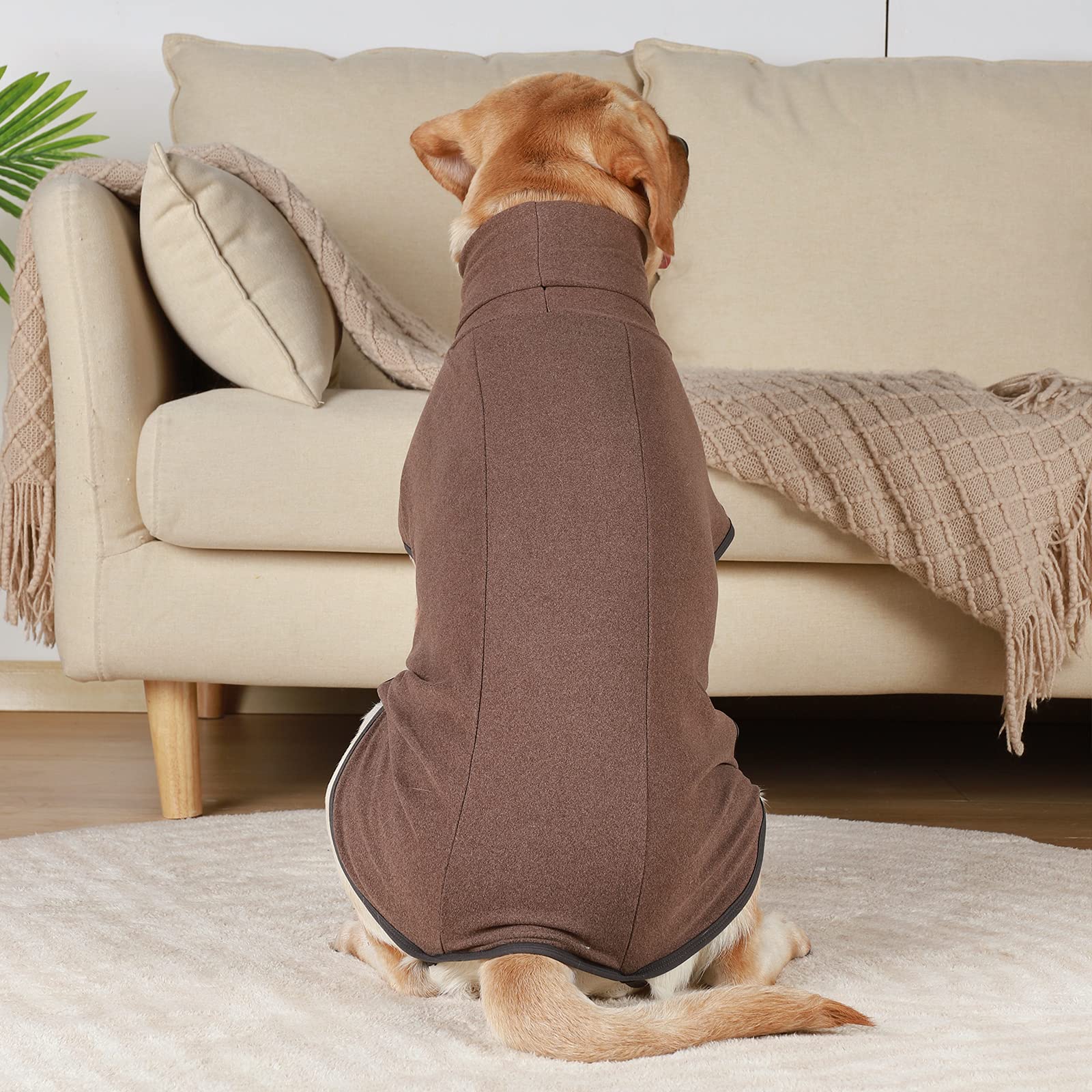 ROZKITCH packaging image communicates gift-ready cozy attire.