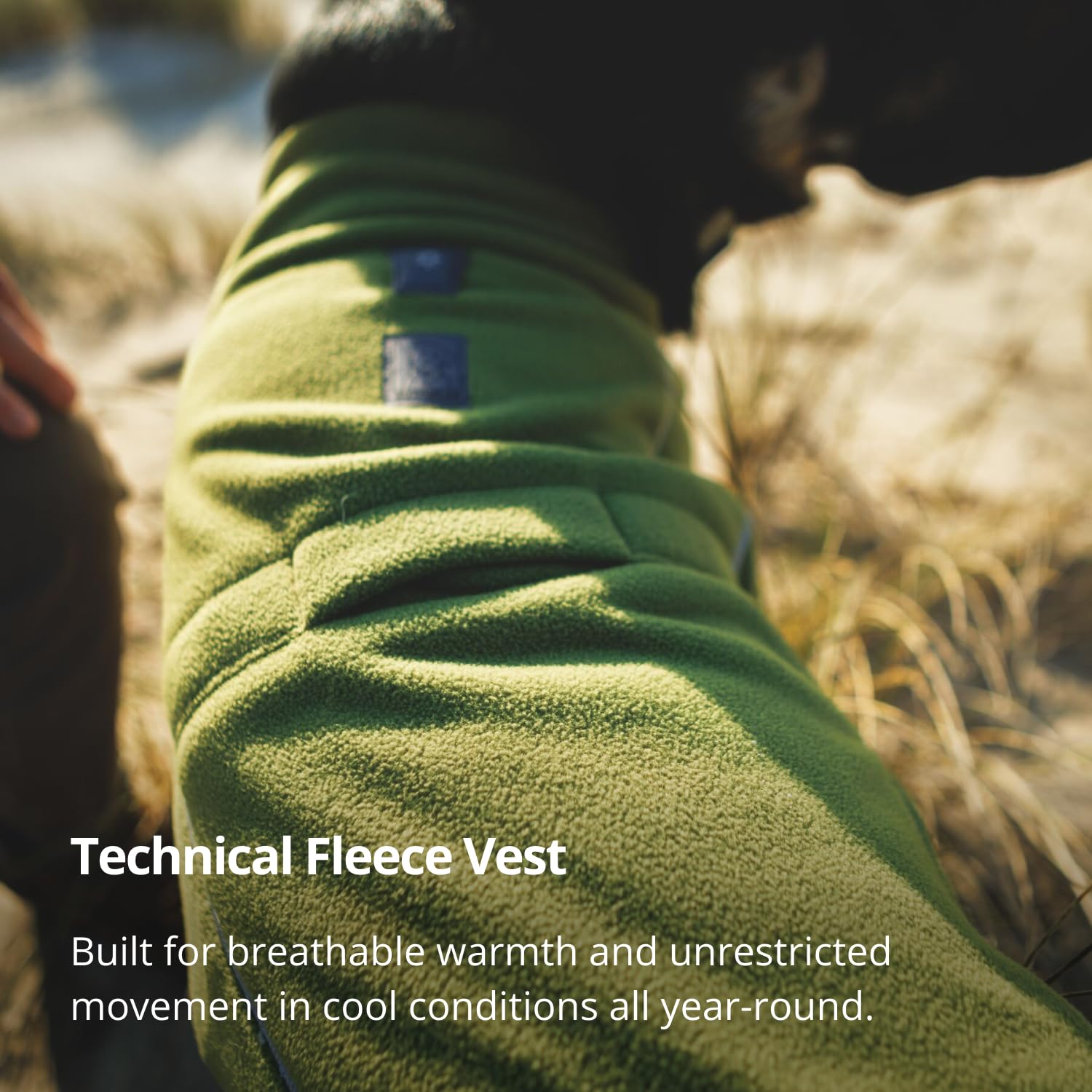 Ruffwear Climate Changer quick-release buckles enable easy on-and-off during busy mornings.