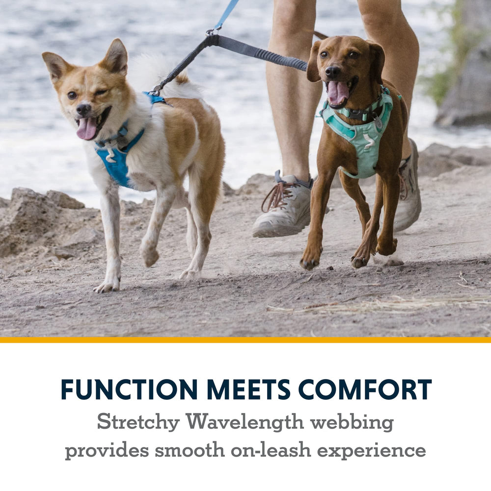 Ruffwear Double Track Coupler stretch webbing absorbs pull for comfortable movement.