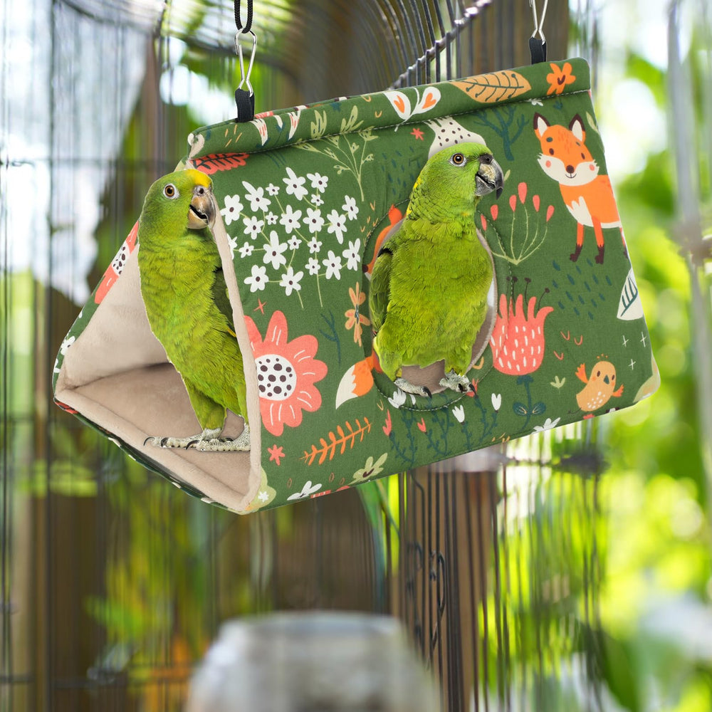 Rypet cotton plush interior image emphasizes cozy resting surface for pets.