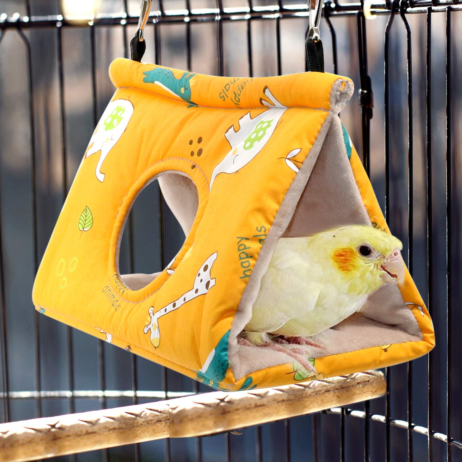 Rypet nest hanging setup demonstrates easy cage attachment