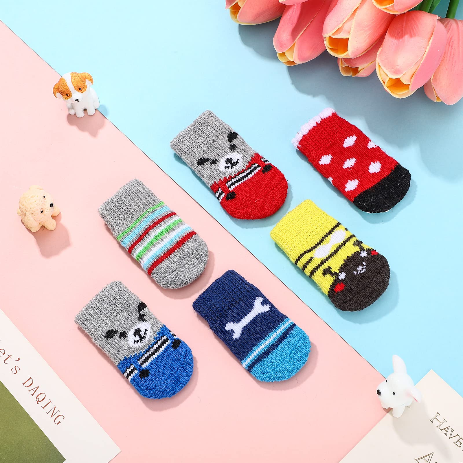 Sadnyy six-styles set fits small to medium dogs.