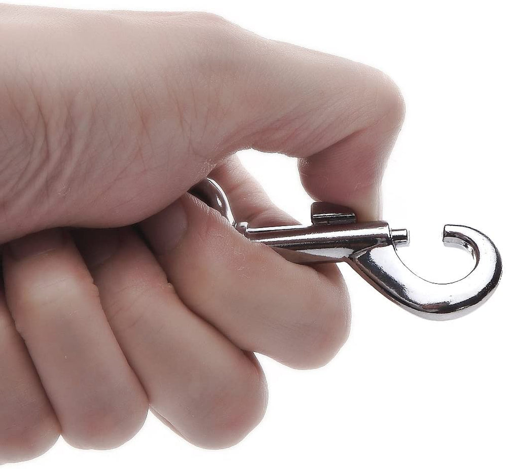 SALO dog leash warranty image highlights a 1-year warranty and responsive support.