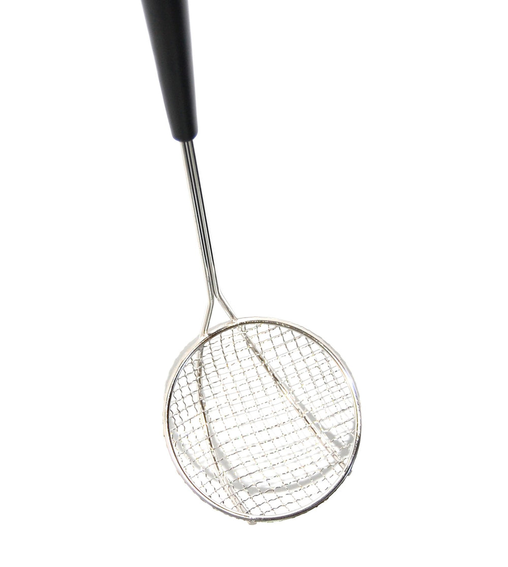 Sand Dipper extra-long handle with lock for hygienic scooping at arm's length.