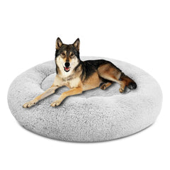 SAVFOX Plush Calming Donut Bed outer faux fur offers cozy warmth and security.
