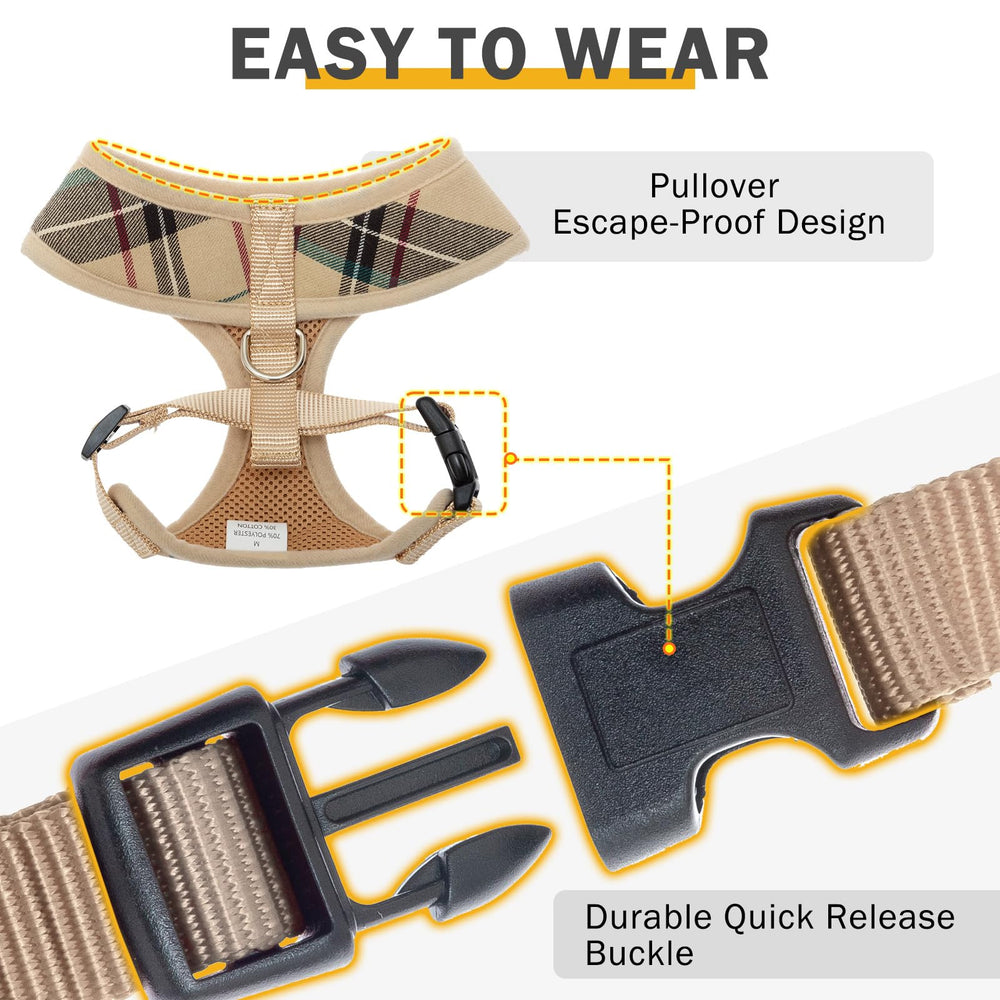 SCENEREAL harness shows metal D-ring and adjustable buckle for secure fit.