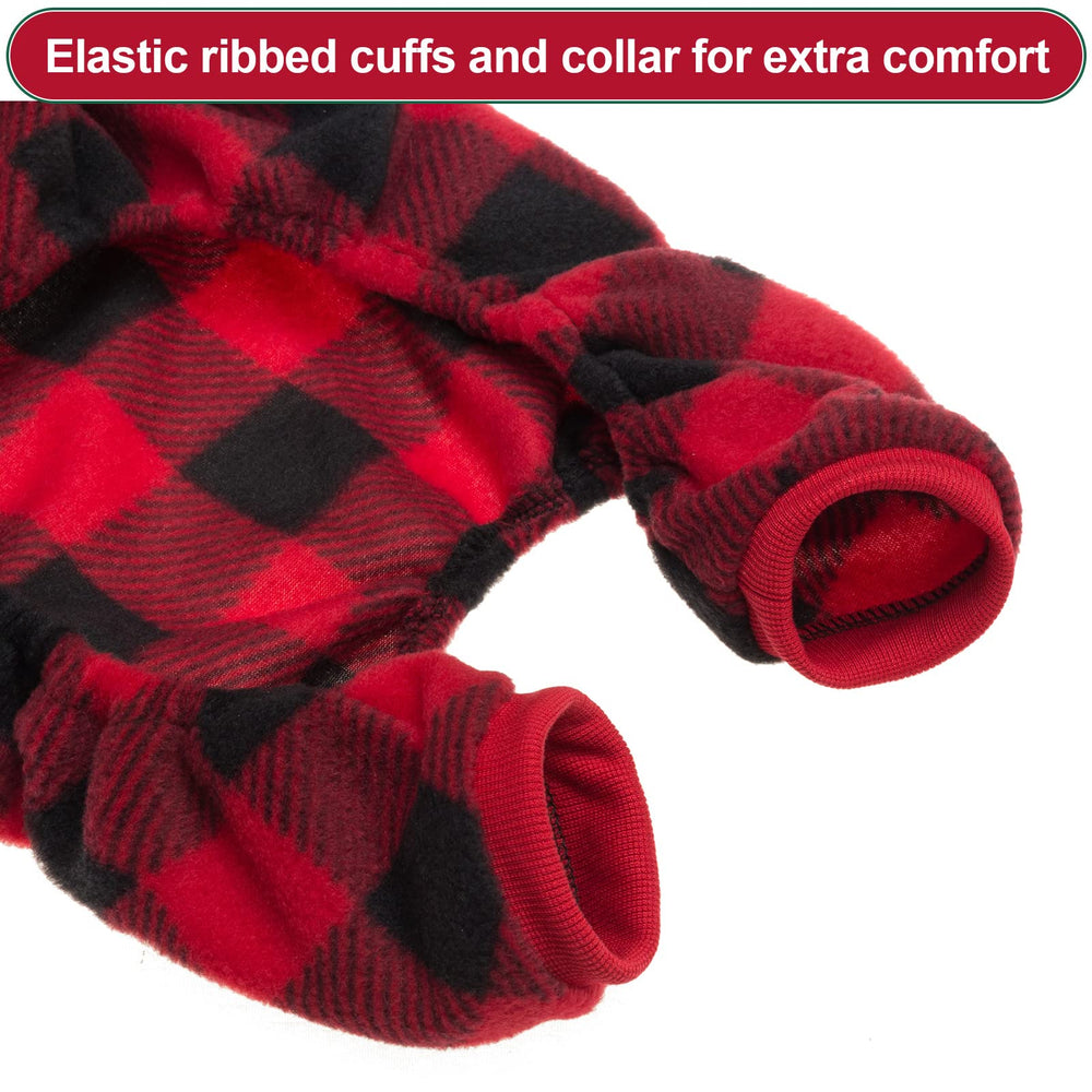 SCENEREAL Dog Pajamas accommodate dogs and cats for travel and gatherings.
