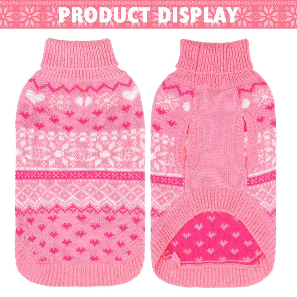 SCENEREAL heart snowflake knit adds festive style for winter strolls.