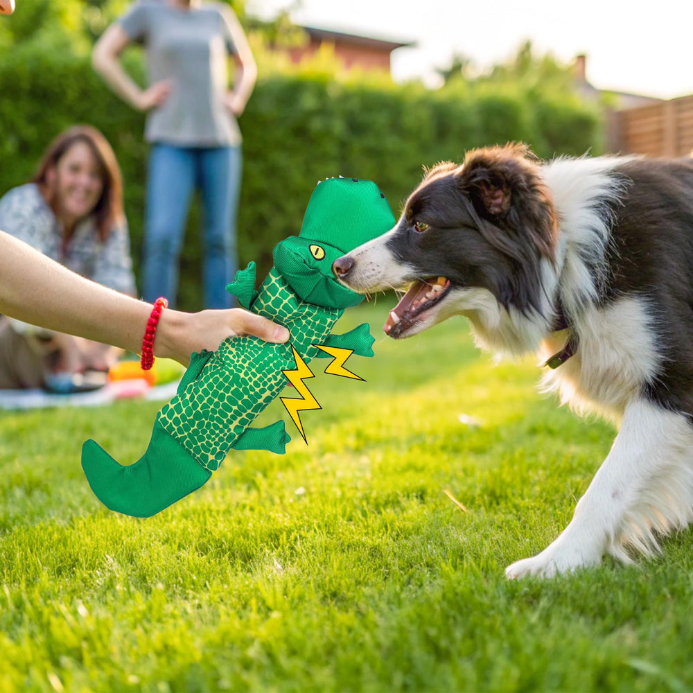 SCENEREAL dog water toy snake stimulates curiosity with squeaks during water games.