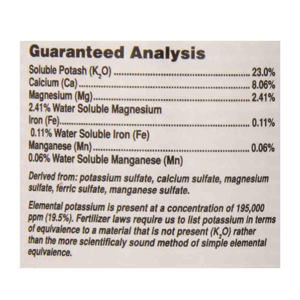 Seachem Equilibrium label closeup notes no sodium chloride and mineral blend.