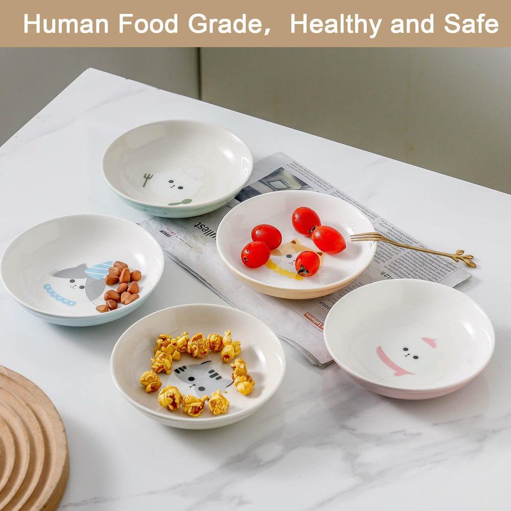 Seyatoo whisker-friendly-design cat bowl wide opening supports comfortable feeding.