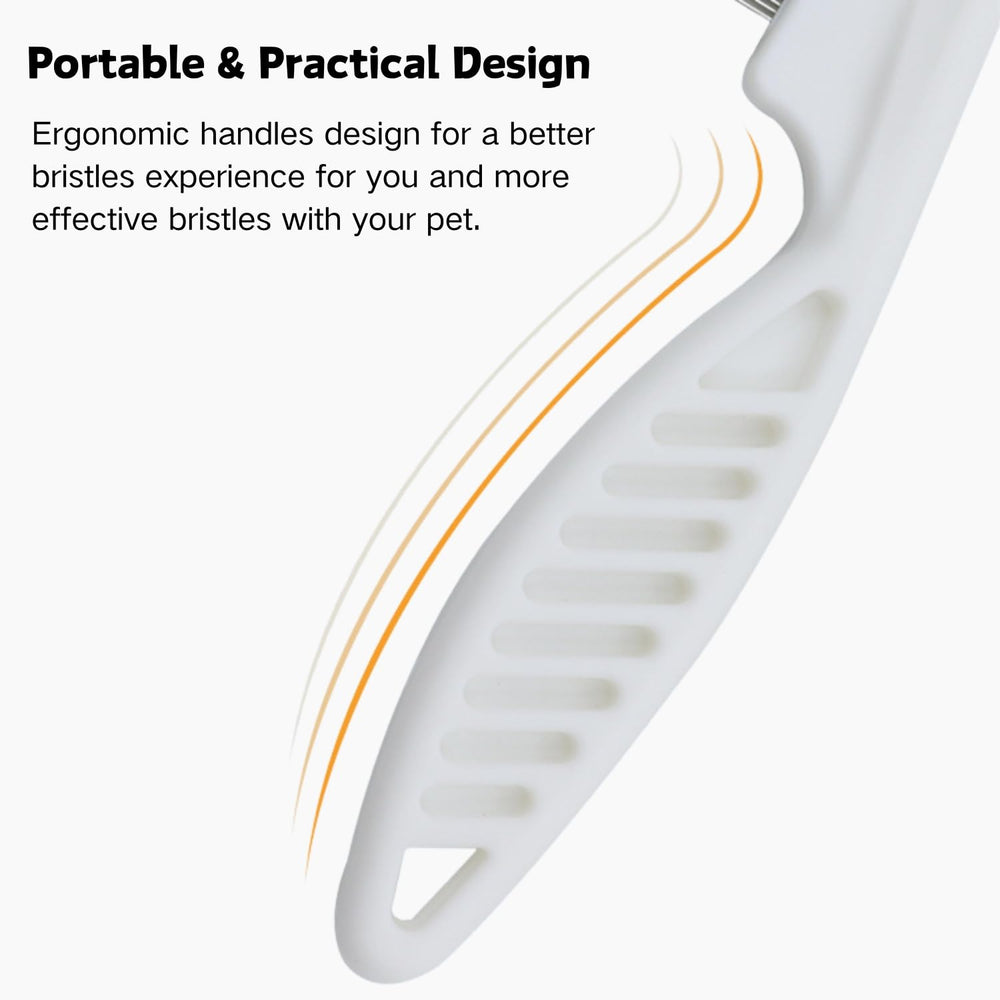 SEZDEKI comb aids bonding during grooming sessions with your pet.
