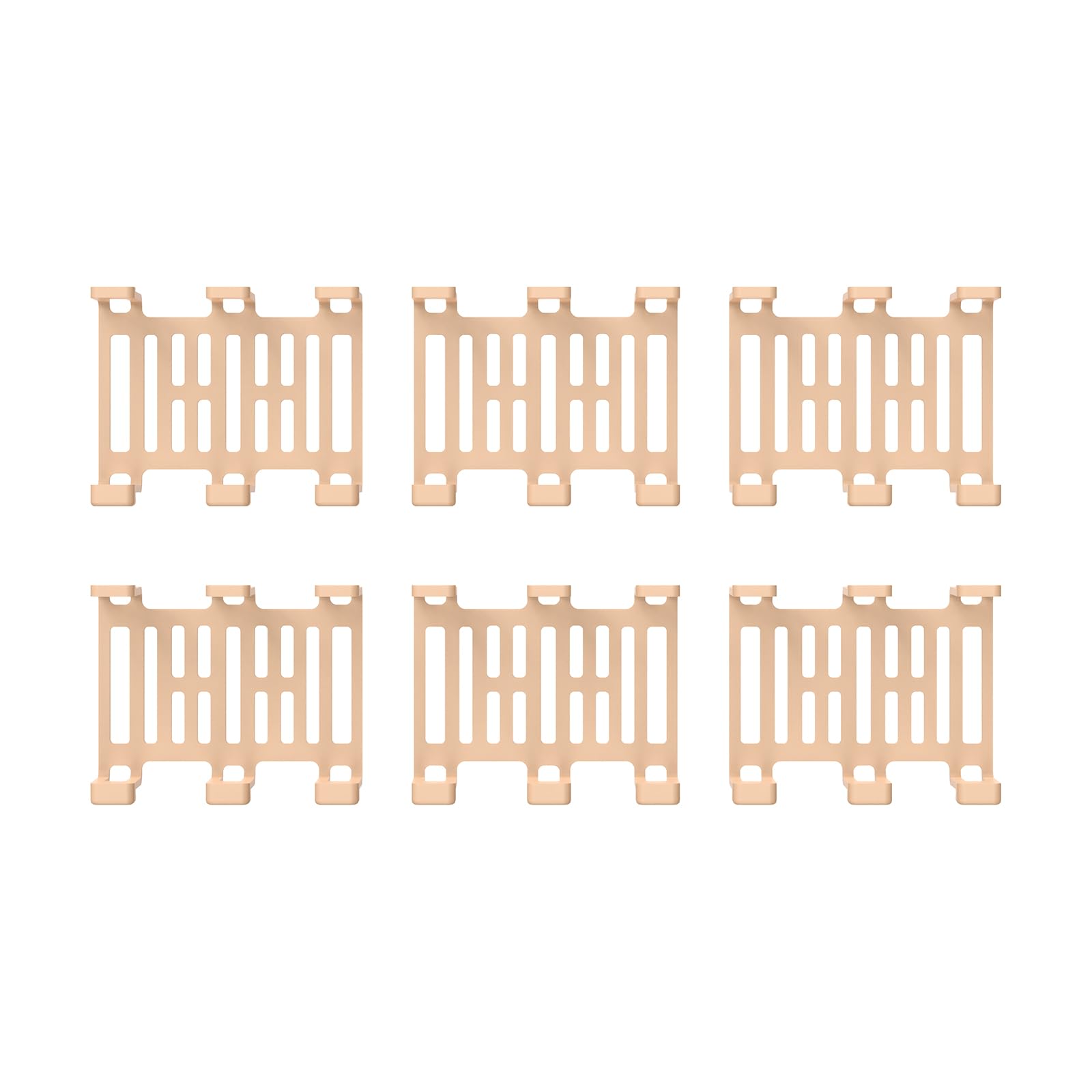 SGEOYPIL rubber attachment clip compatible with Tractive XL for secure tracker during daily walks.