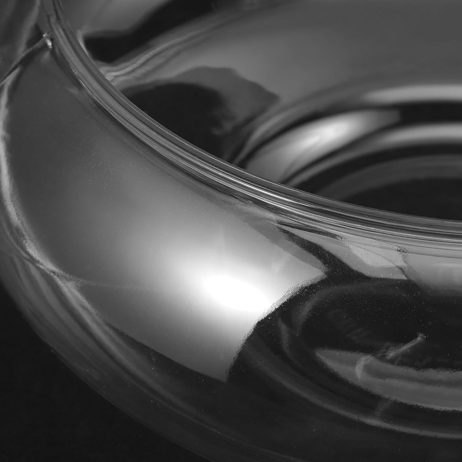 Shyliey souvenir display bubble bowl offering a charming keepsake view.