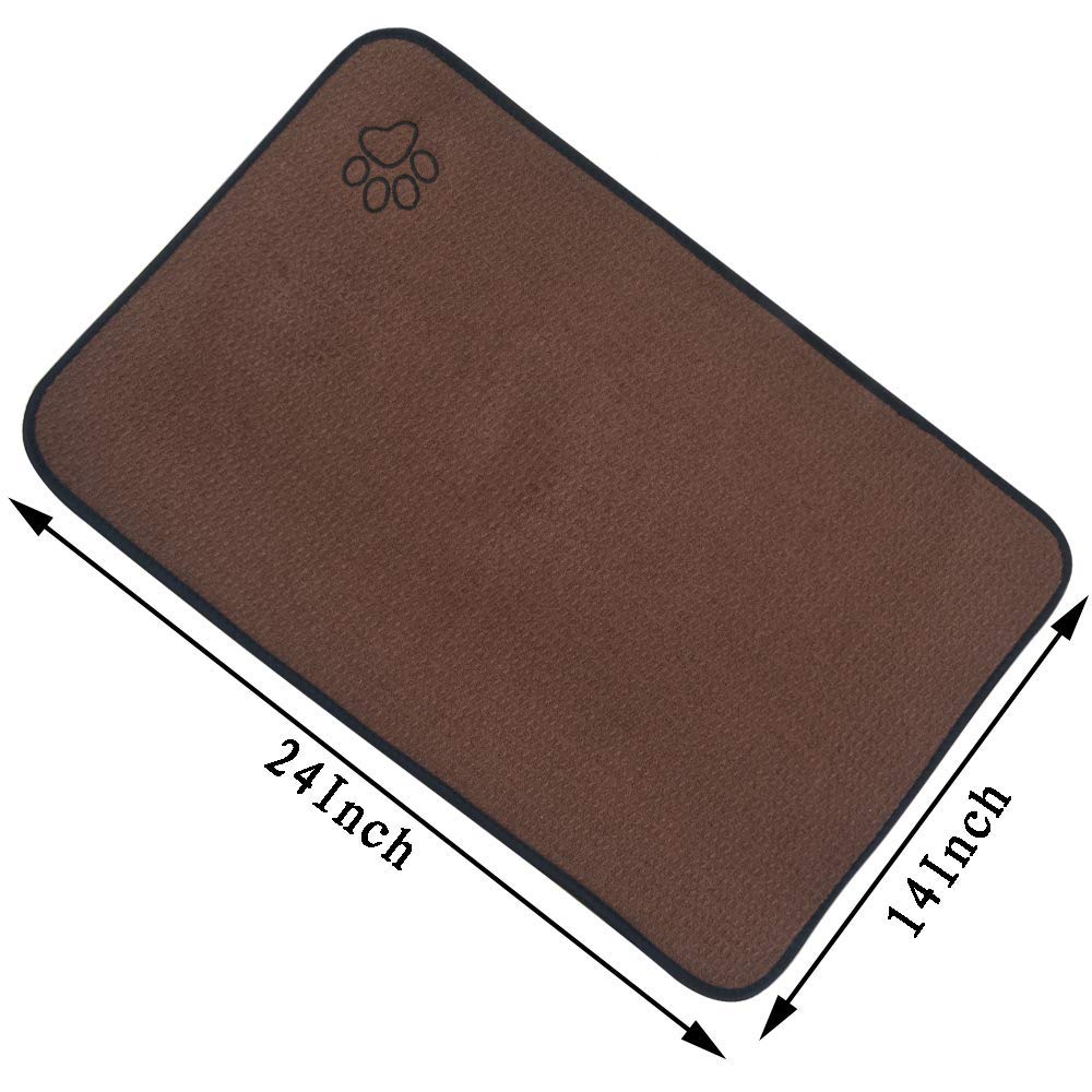 SINLAND anti-slip mat helps prevent sliding during meals.
