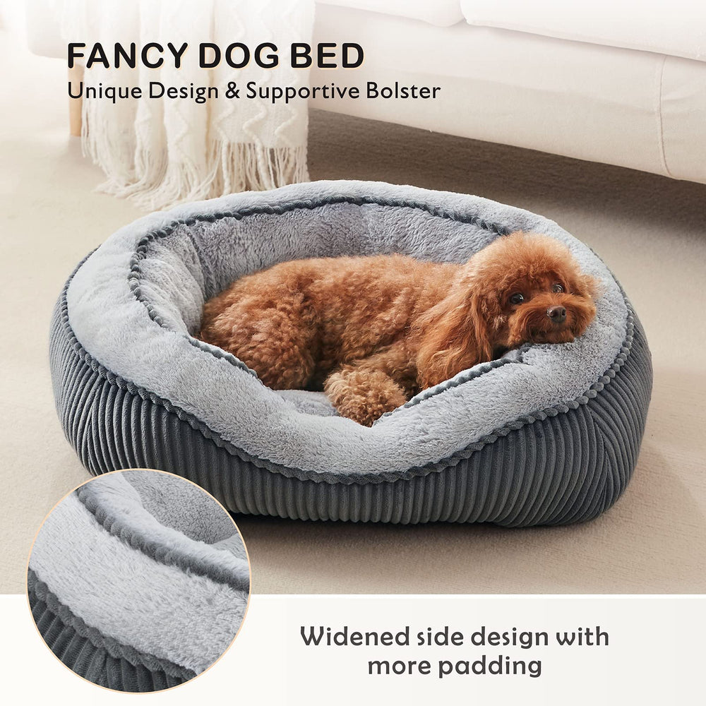 SIWA MARY dog bed interior PV fleece for warm, plush sleeping.