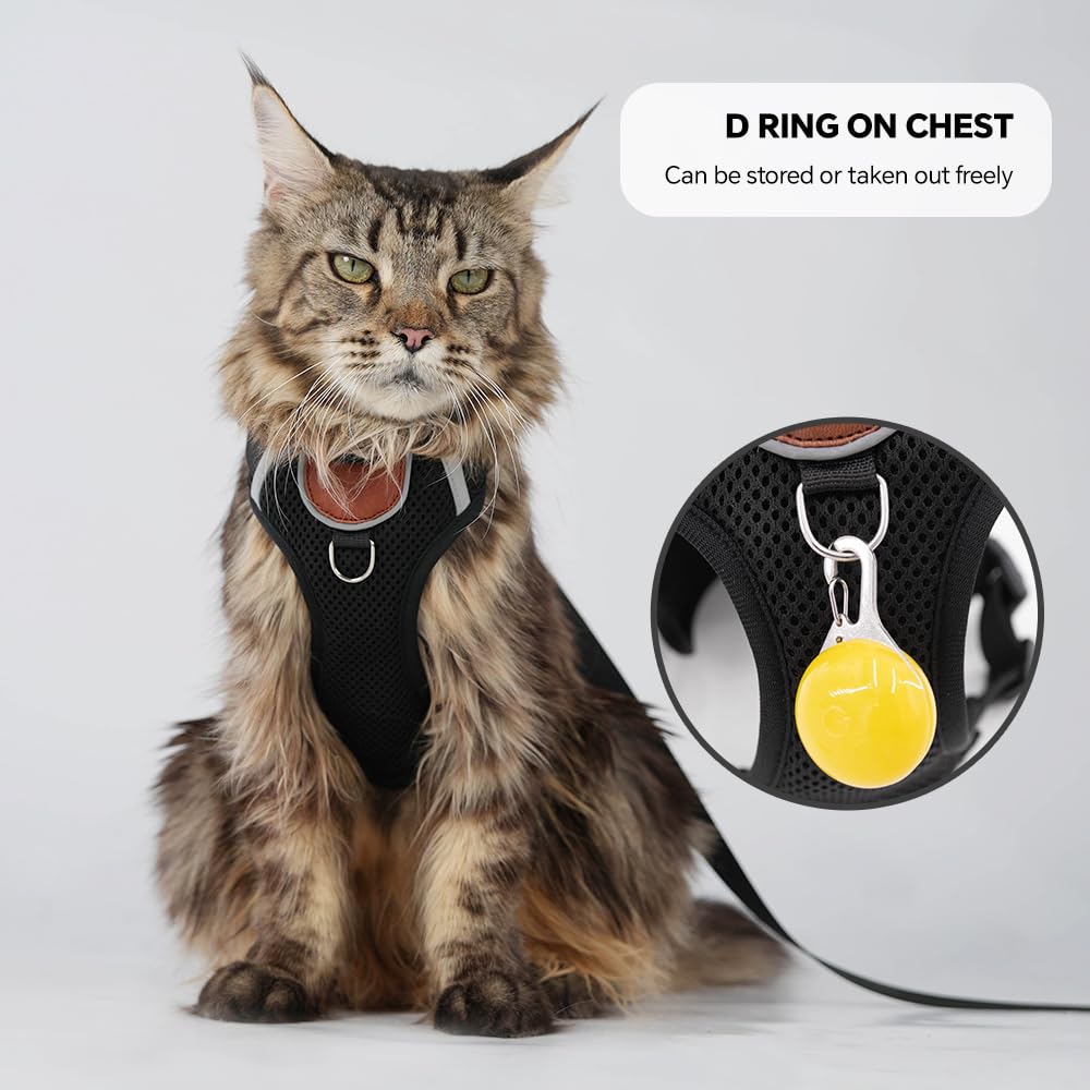 Skmeditec AirTag holder slot on harness for pet tracking.