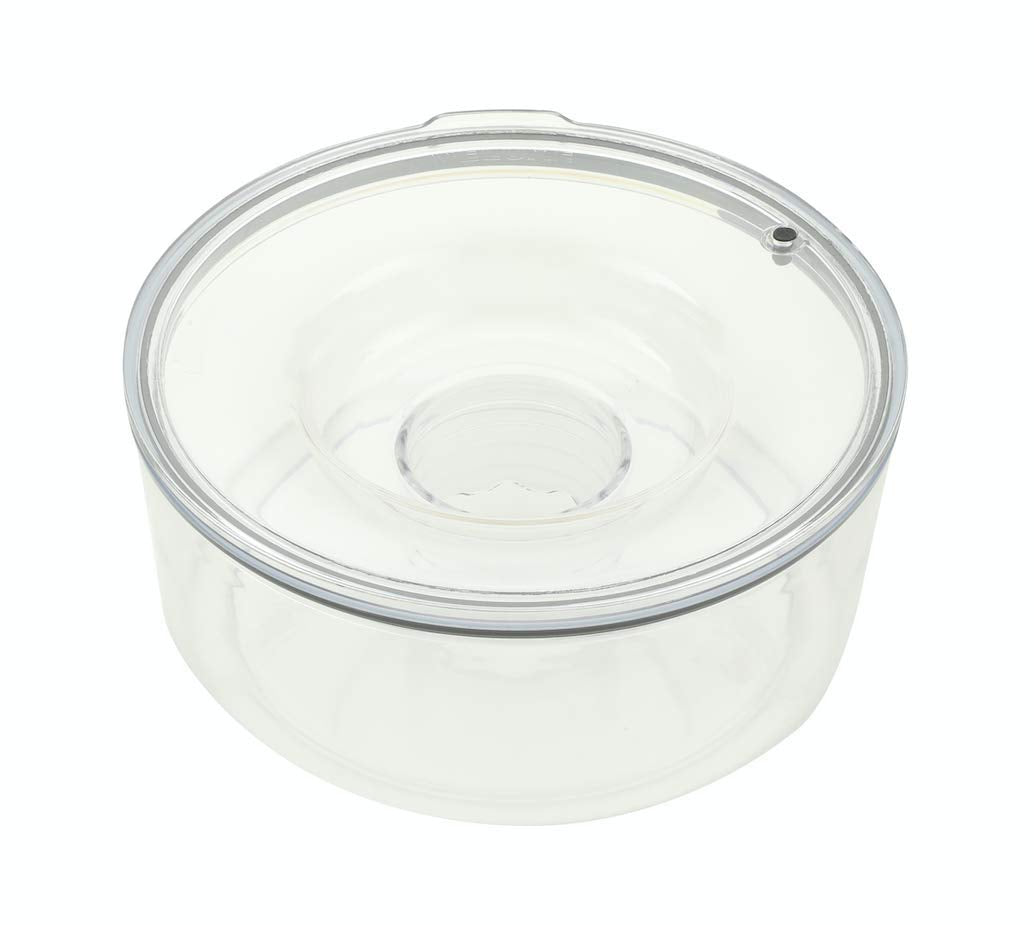 Slopper Stopper water bowl with Tritan lid reduces spills for cleaner floors.