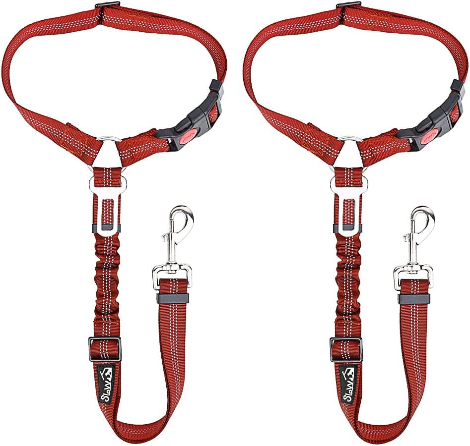 SlowTon dog seatbelt headrest attachment demonstrates secure restraint.