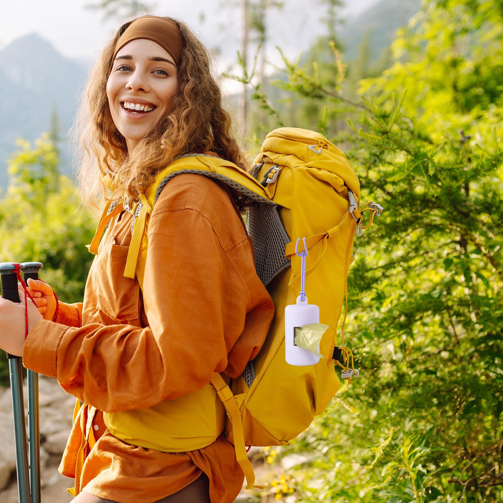 SLSON lightweight portable poop bag dispenser enhances daily dog-walking routine