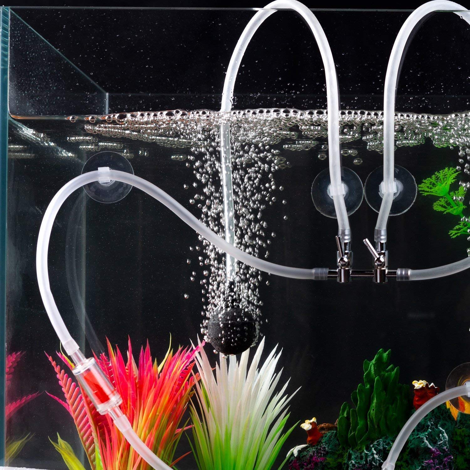 SLSON fish-tank hose holder clip demonstrates tidy cable management during maintenance.
