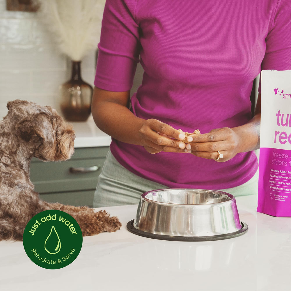 Smallbatch Pets 25 oz grain-free bag designed for easy hydration and serving.