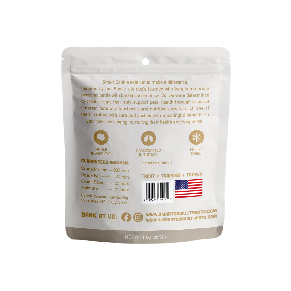 Smart Cookie Turkey Freeze-Dried Treats close-up of crispy crunch appealing to picky cats