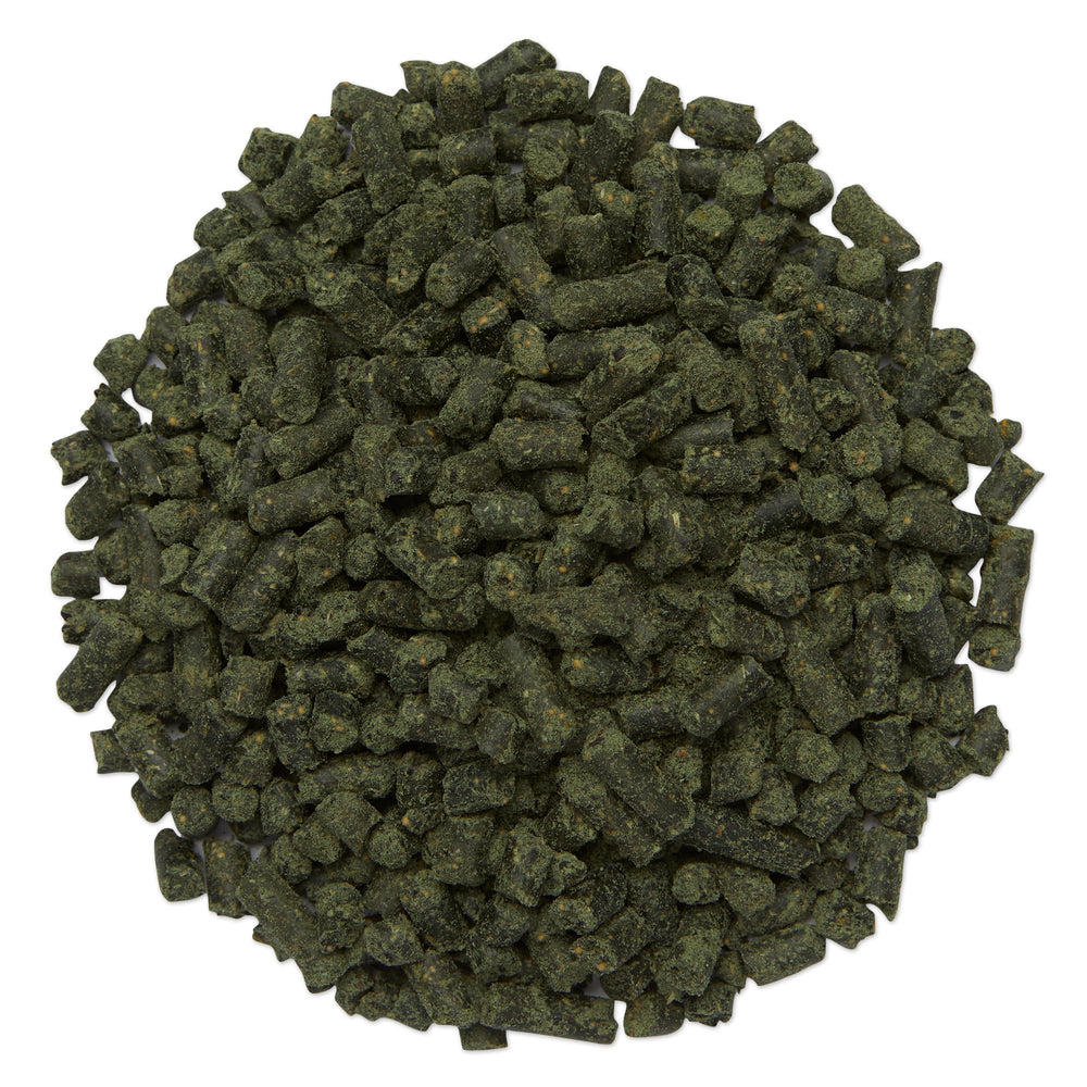 SmartEquine Gut Pellets label close-up emphasizes natural soothing herbs like marshmallow and aloe.