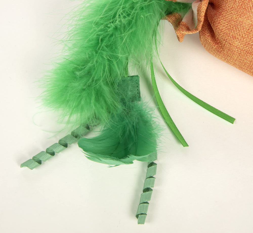 SmartyKat Kolossal Karrot ribbons fluttering to spark chase and agility.