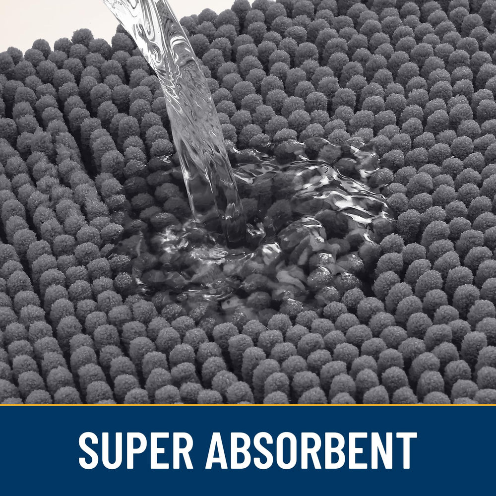 Smiry chenille soft-pile mat feels plush and gentle for pets and feet.