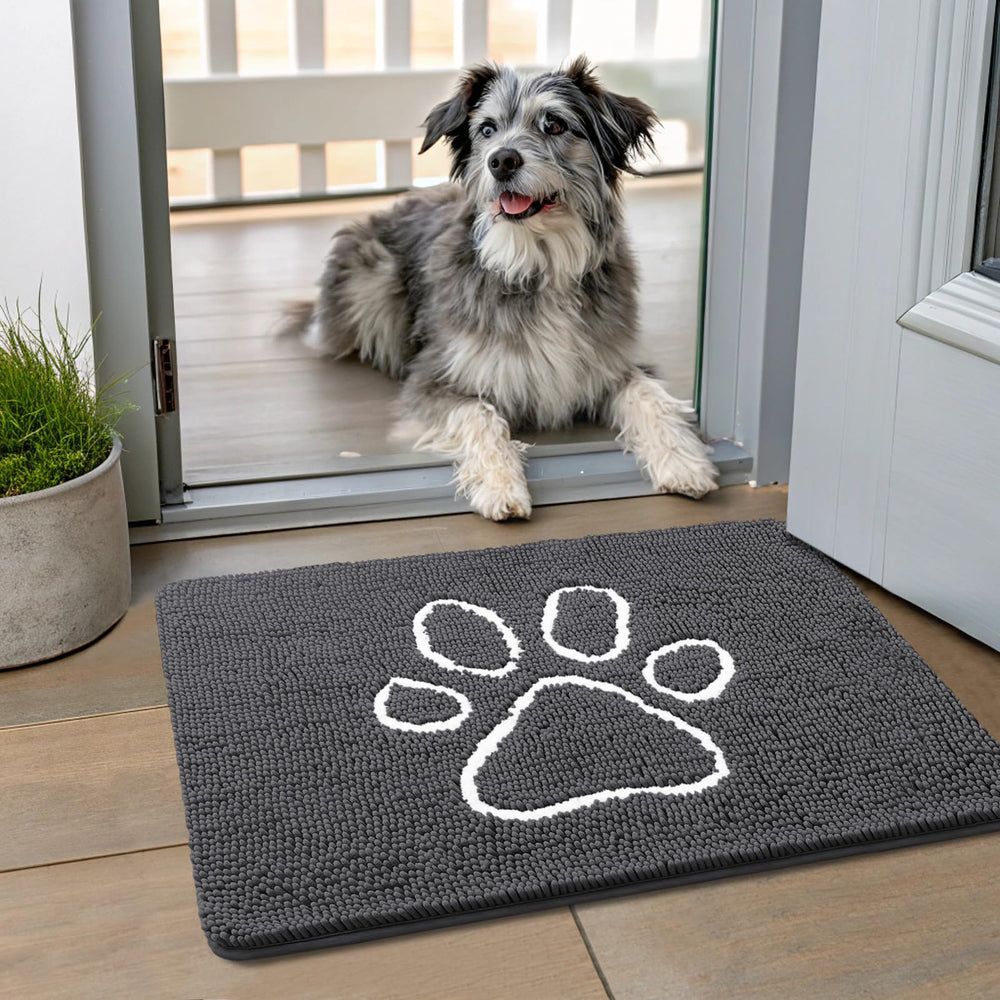 Smiry dog door mat's absorbent dirt-trapper fibers keep paws clean.