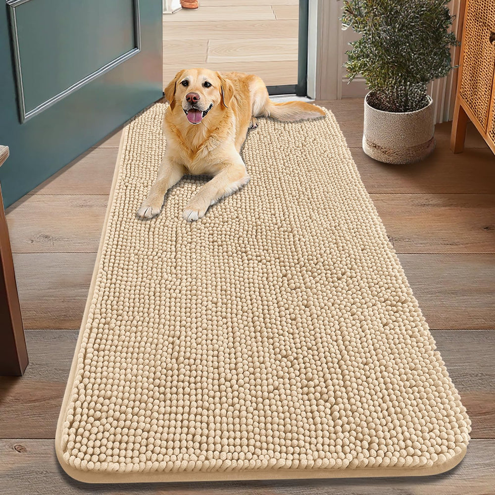 Smiry dog door mat absorbent pile closeup demonstrates moisture soaking power for muddy paws.