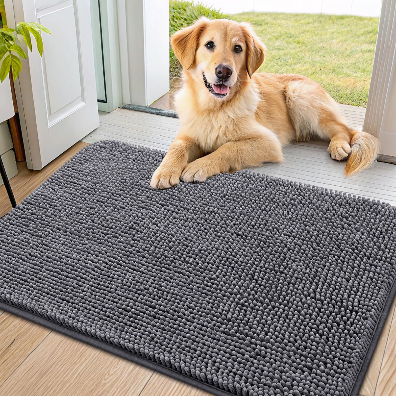 Smiry dog door mat muddy paws highlights high-density chenille that absorbs moisture and dirt.
