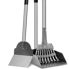 Snagle Paw pooper scooper tray in action for quick yard cleanup