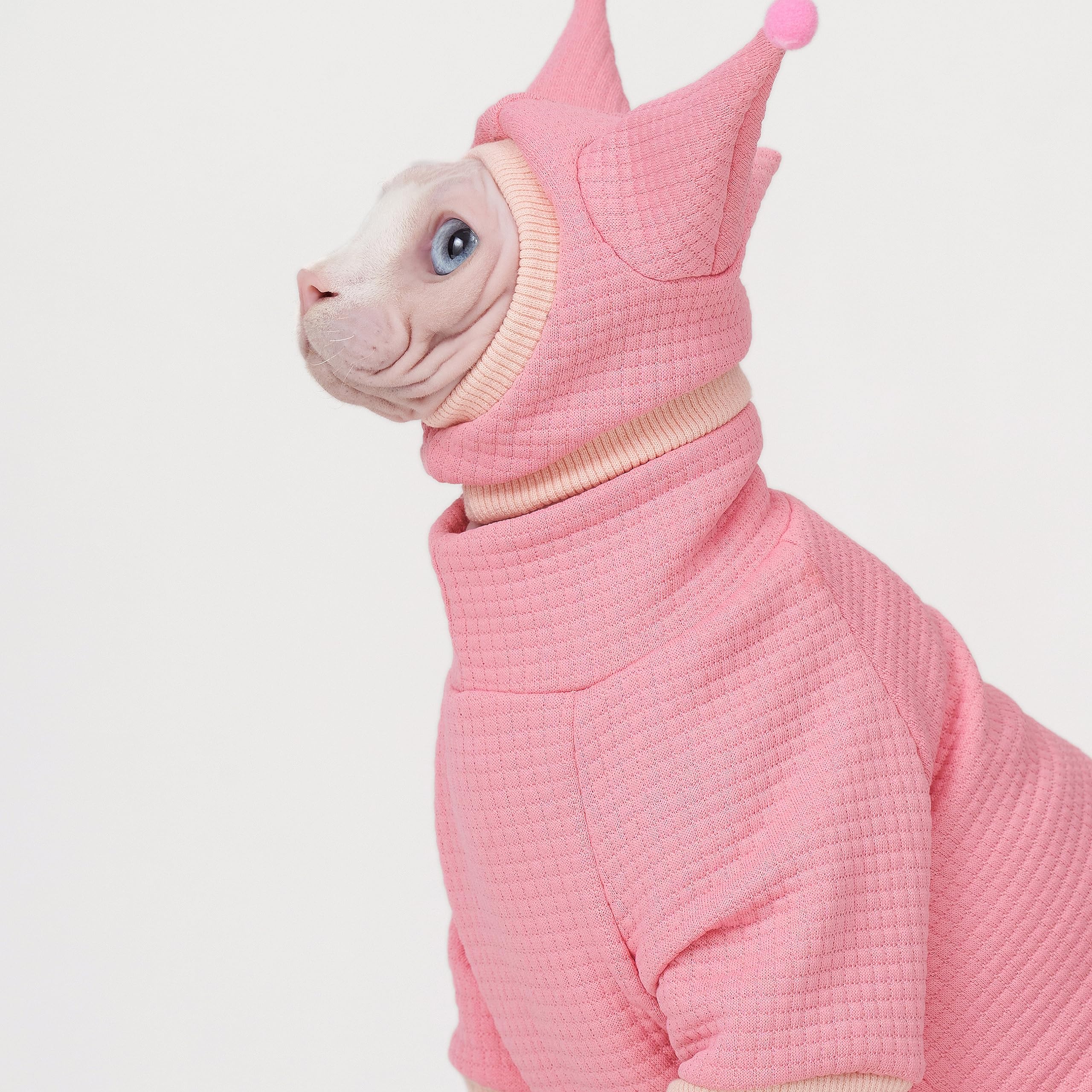 SNIXFEVER sphynx stitch detail shows durable construction for daily wear